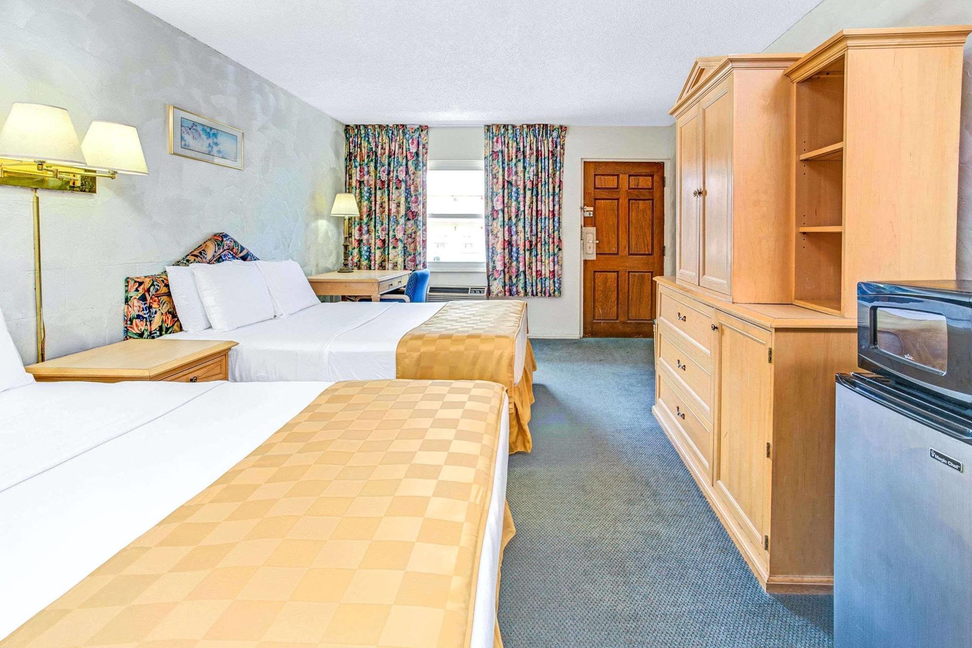Knights Inn Kissimmee Bagian luar foto