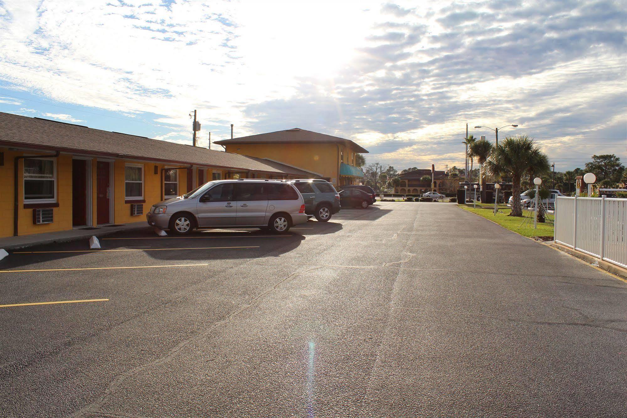 Knights Inn Kissimmee Bagian luar foto
